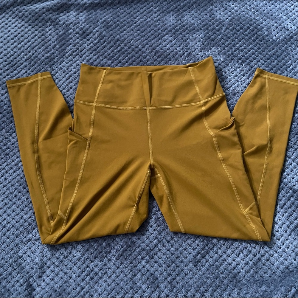 Fabletics Pureluxe 7/8ths High Waisted Leggings M